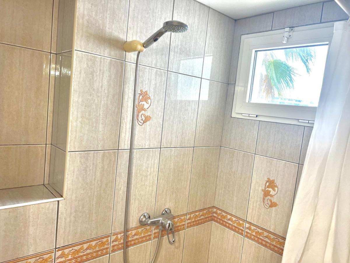 Fabulous Vacation In A 2 Bedroom Townhouse With 2 Terraces Overlooking The Sea, Suitable For 6 People 3 Swimming Pools Tennis And 200 Mts From The Sea El Faro Eksteriør bilde